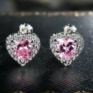 The Pink Kiss Heart Stud Silver 925 earrings